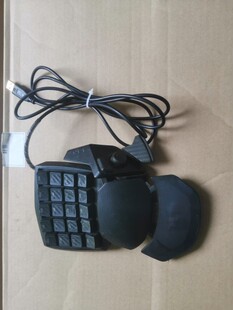 二手雷蛇金丝魔蛛键盘,单手键盘RZ07-0074 游戏键盘 雷云3驱动