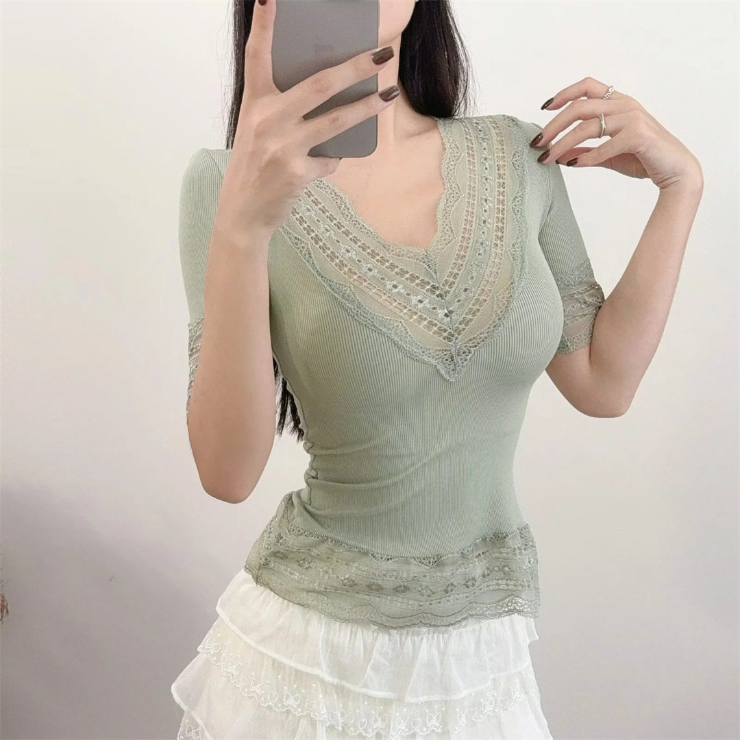 美式纯欲风辣妹V领蕾丝花边拼接短袖T恤女性感修身镂空上衣潮夏季