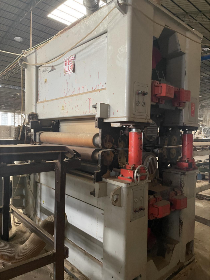 12月31日南宁木业公司名下2台砂光机设备网络拍卖公告