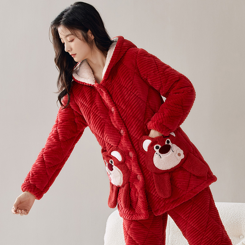 雅梦儿风彩女珊瑚绒面料