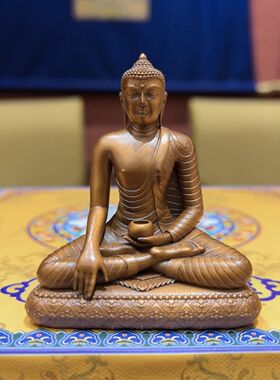 释迦牟尼菩提伽耶随身佛摆件车摆高度6厘米纯红铜