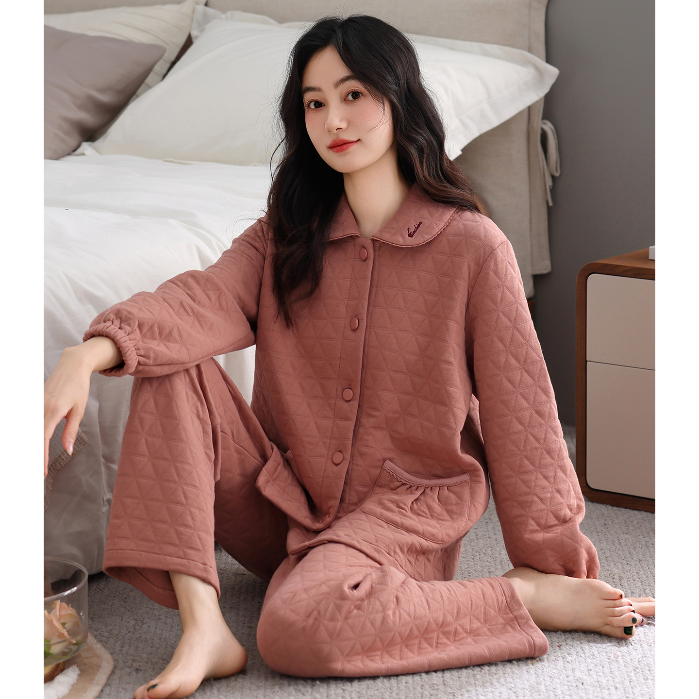 秋冬季加厚纯棉睡衣女中年妈妈全棉长袖家居服保暖薄夹棉夹层套装