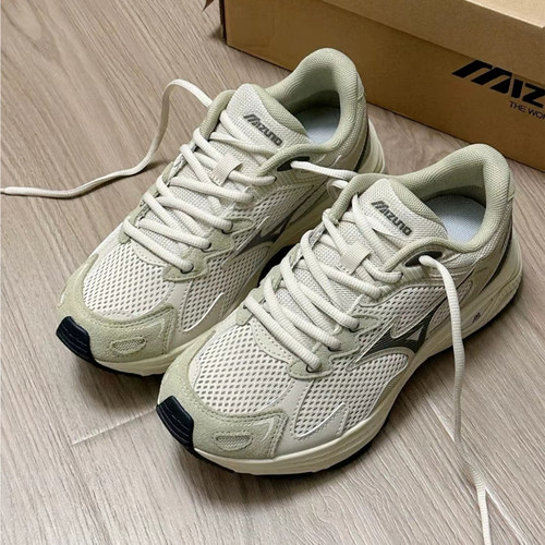 美津浓RACERS西湖龙井跑步鞋