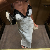 复古波点气质修身 Ahagaga 法式 v领长裙辣妹低胸蕾丝拼接连衣裙女