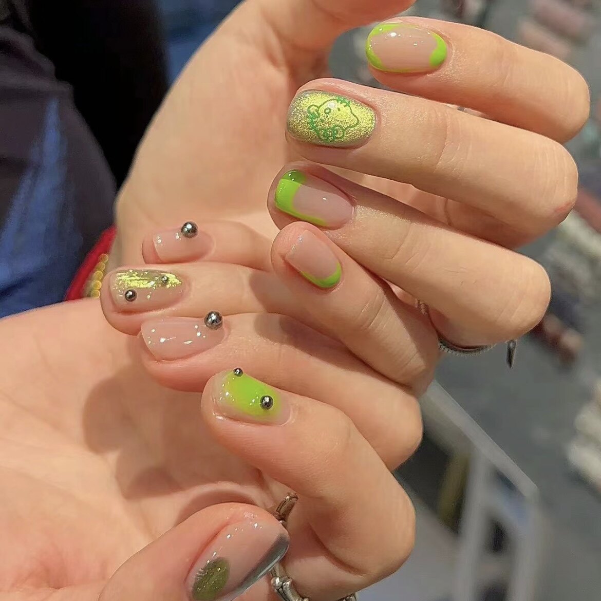 纯手工定制穿戴甲辣妹猫眼荧光绿小众透色美甲日常长款短款可拆卸