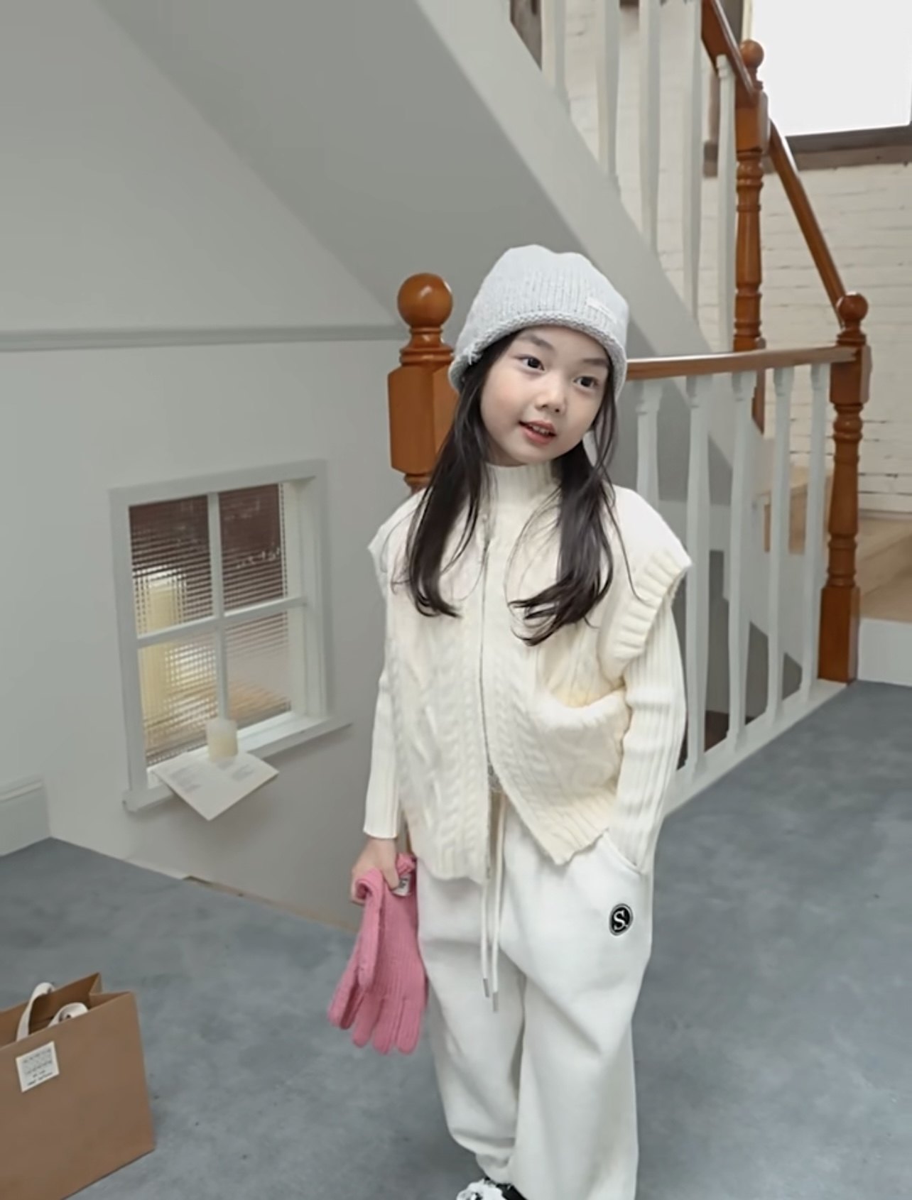 KAIKAI中大童韩版麻花针织马甲秋冬新款女童保暖内搭毛线背心潮