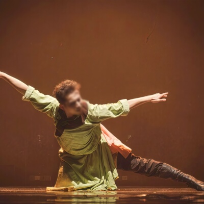 蒙古族男子独舞风沙弦歌草原袍定