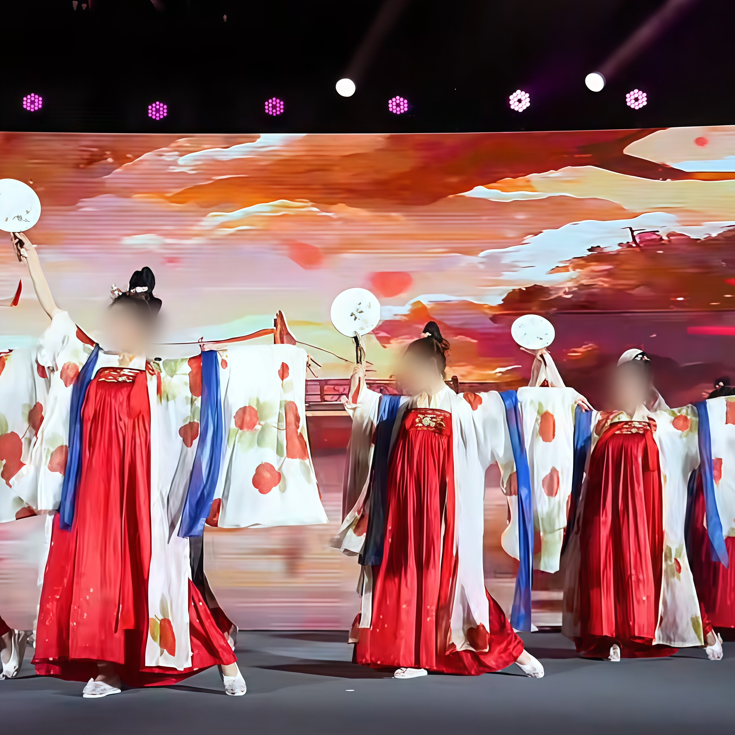 汉族《梦华录》专业定制古典舞女群舞民族民间舞蹈红色飘逸演出服