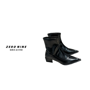 Dan 黑色暗黑风尖头短靴女