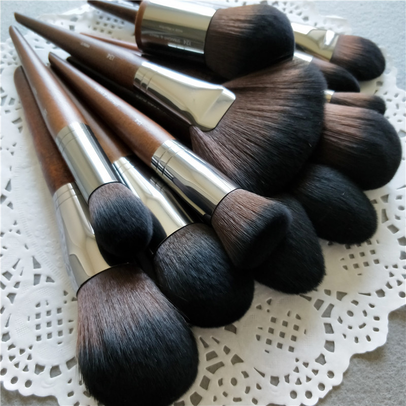 沧州发货包邮舌形眼影