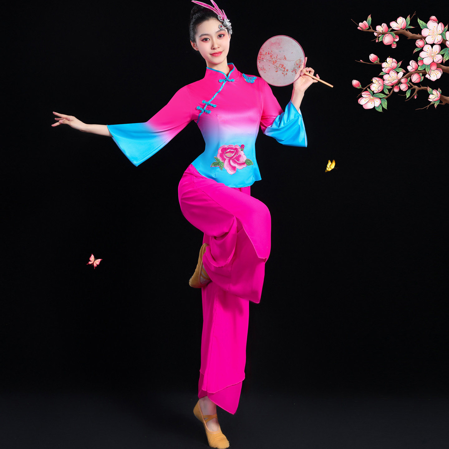 新款秧歌服女套装中老年扇子舞蹈腰鼓打鼓服广场舞服装迎亲队服装