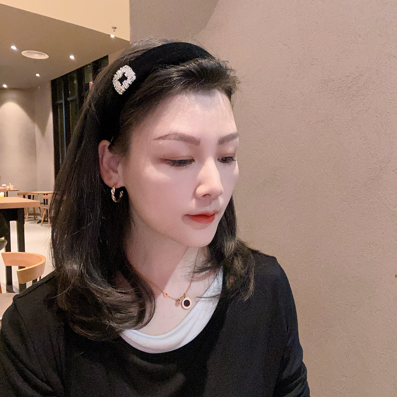 黑色丝绒发箍方钻头箍