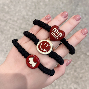 新年红复古红字母冰丝面膜小肠圈头绳笑脸发圈安可拉红高马尾皮套