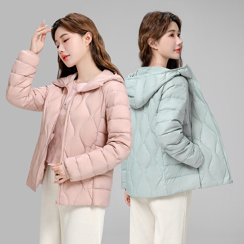 2026新款轻薄款休闲女士羽绒服时尚百搭白鸭绒轻型保暖大码外套