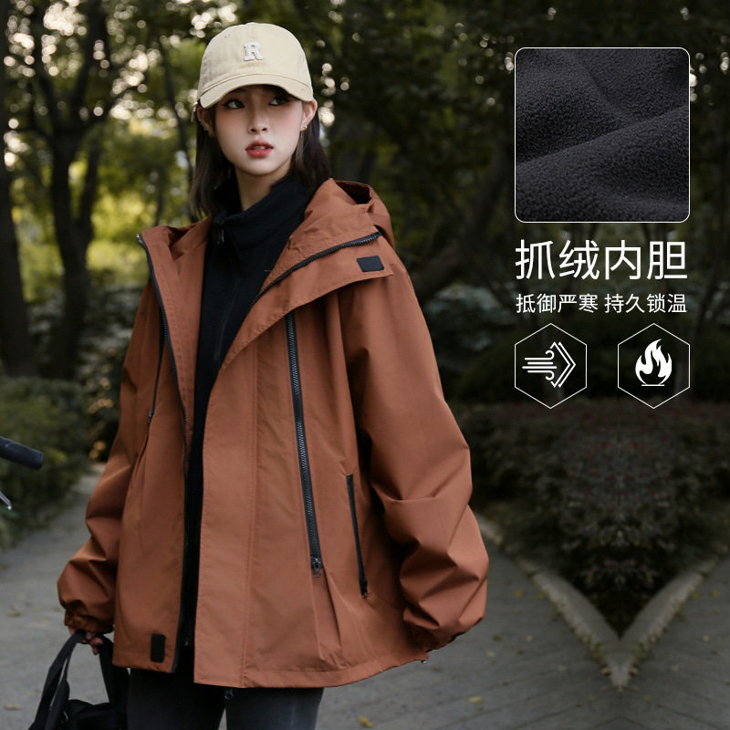 2026新款秋冬户外男女冲锋衣秋冬防风防水登山服休闲运动加绒外套