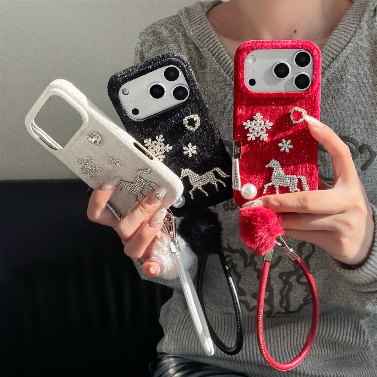 加尔 简约亮片丝绒布立体闪钻雪花小马适用苹果17ProMax手机壳iphone15新款16pro女款13创意14pro防摔保护套,3C数码配件,手机保护套/壳,淘宝优惠券,粉丝福利购,淘宝优惠卷