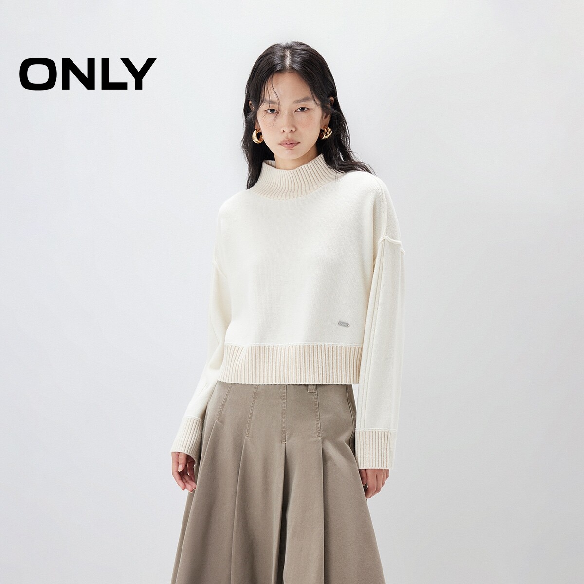 ONLY2025冬新款含羊毛松弛高领宽松短款毛衣针织衫女|125313037