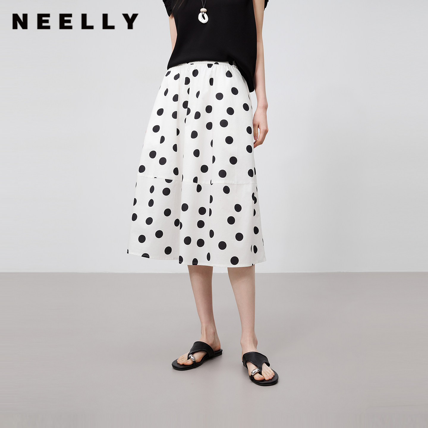 NEELLY纳俪商场同款夏季新款法式黑白波点半身裙女高腰休闲大摆裙