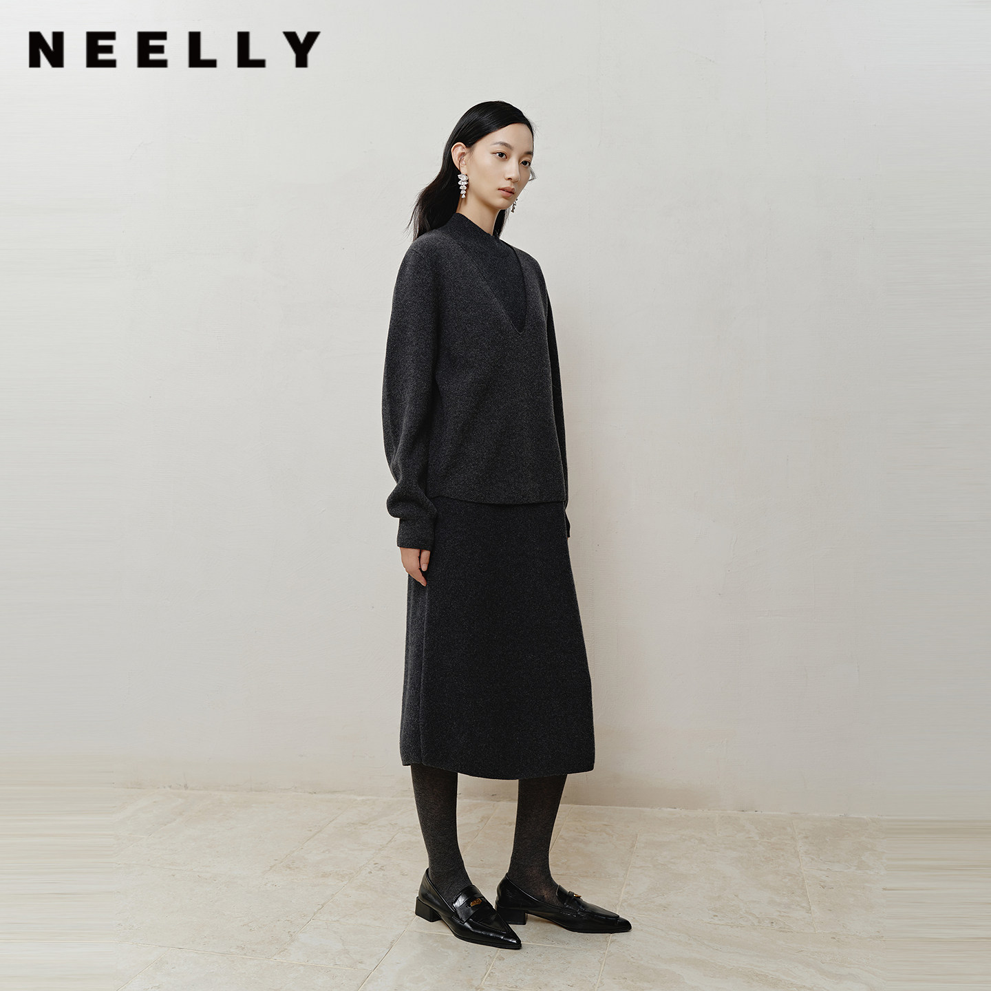 NEELLY纳俪商场同款冬季新款优雅针织裙套女时尚休闲气质长裙套装