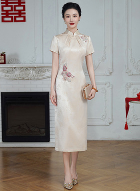 妈妈旗袍2025新款短袖年轻醋酸提花缎婚宴礼服日常连衣裙女60715