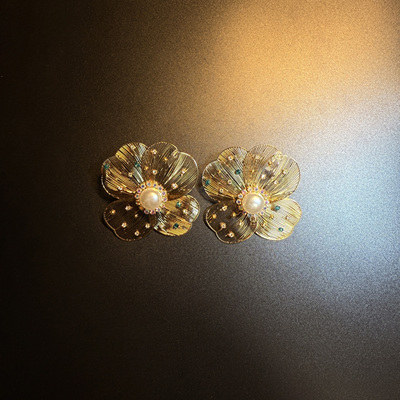 开花的橄榄Vintage古着 Golden Flora金色水钻花朵耳钉 耳环 耳饰