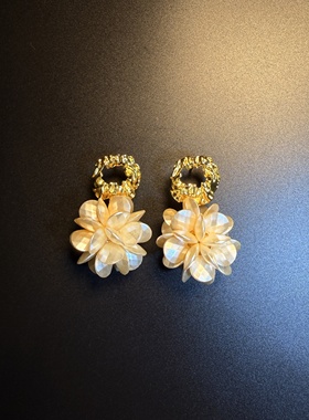 开花的橄榄 Vintage古着 Butter Flower黄色花朵耳钉 耳环 耳饰