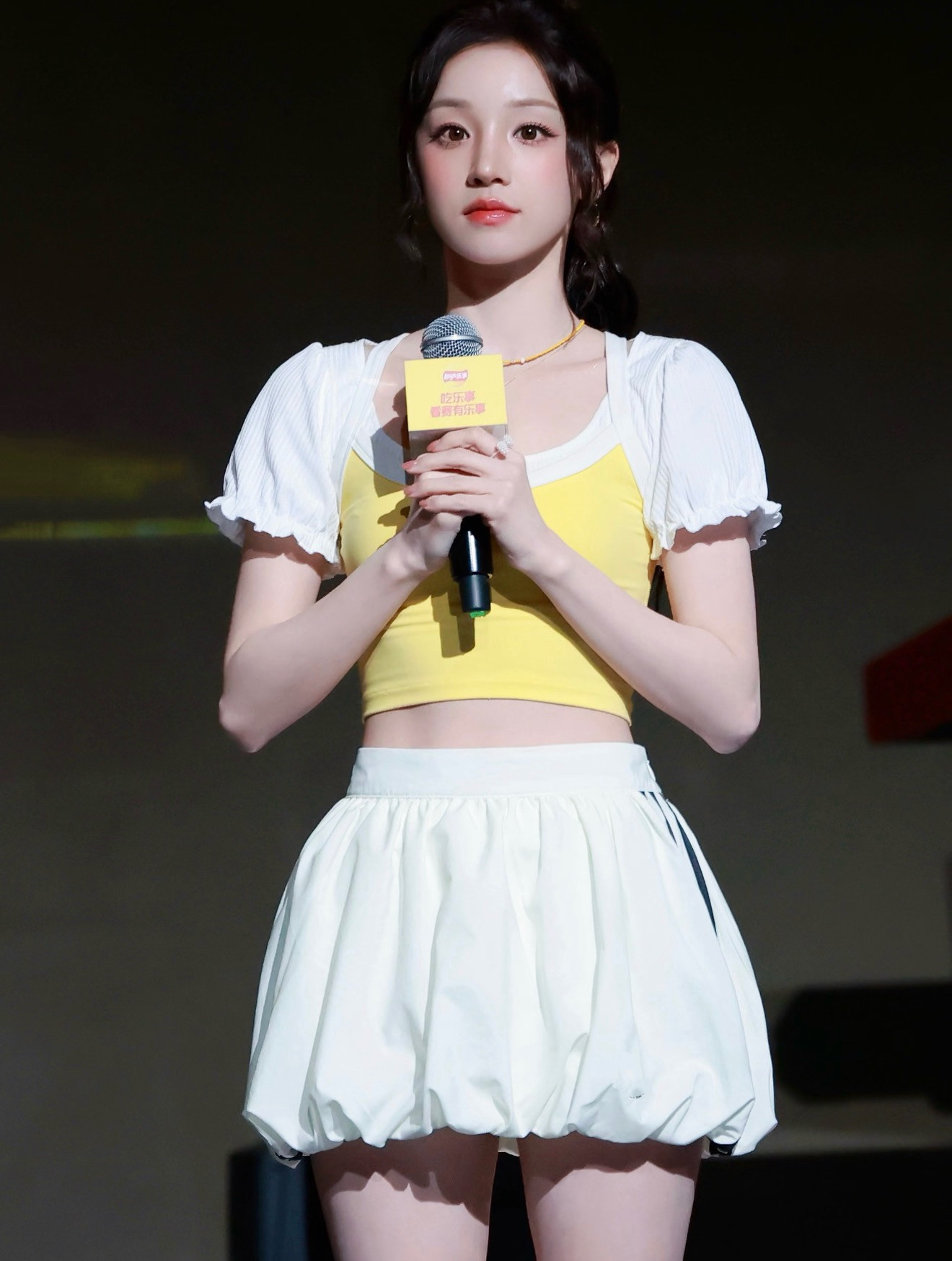 宋雨琦美式复古粉色竖条纹三件套汉服套装