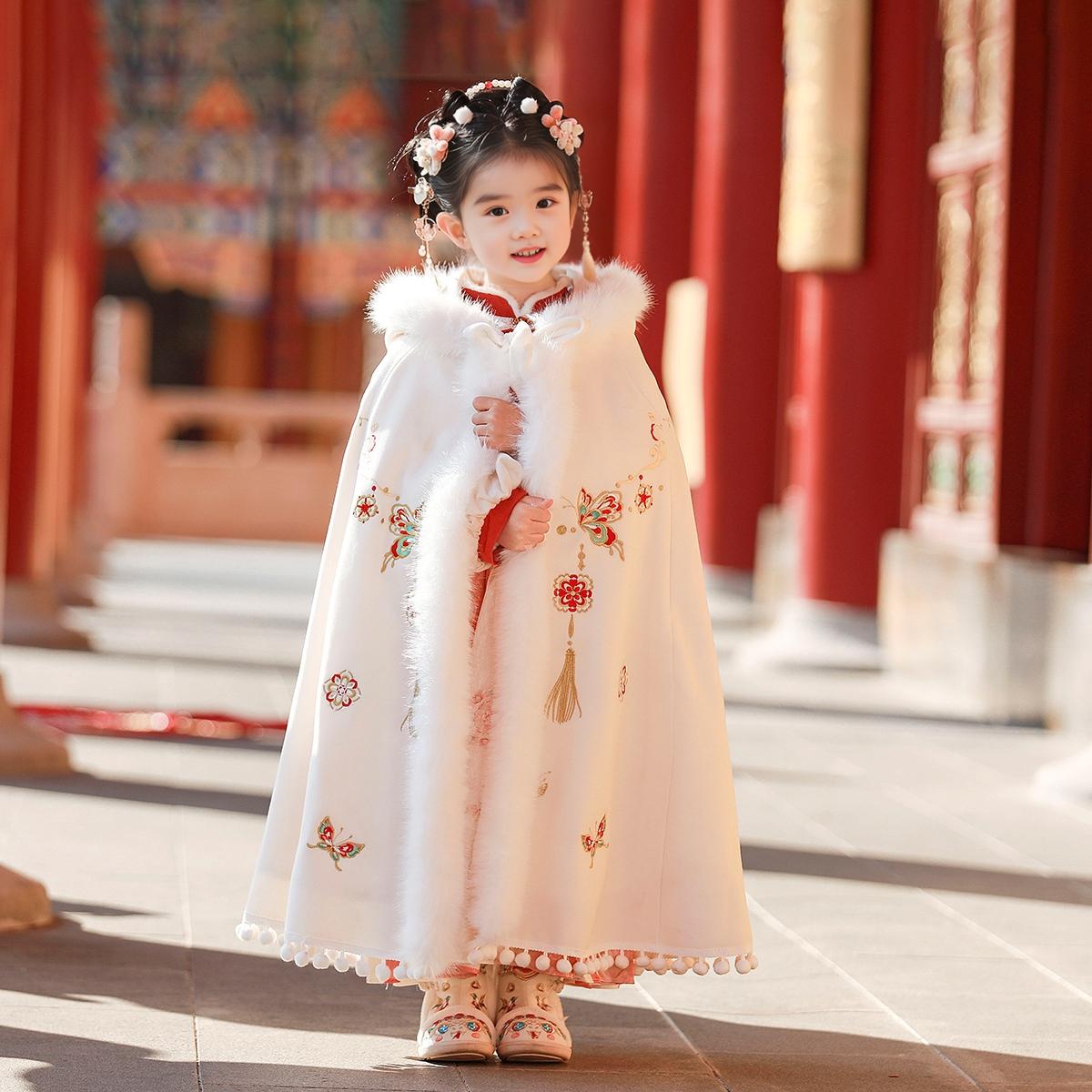 女童冬季加厚斗篷中国风宝宝加绒汉服披风重工刺绣超仙喜庆拜年服