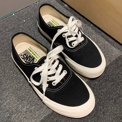 Vans范斯 Authentic VR3 轻量黑白经典低帮男女帆布鞋VN0005UD1KP