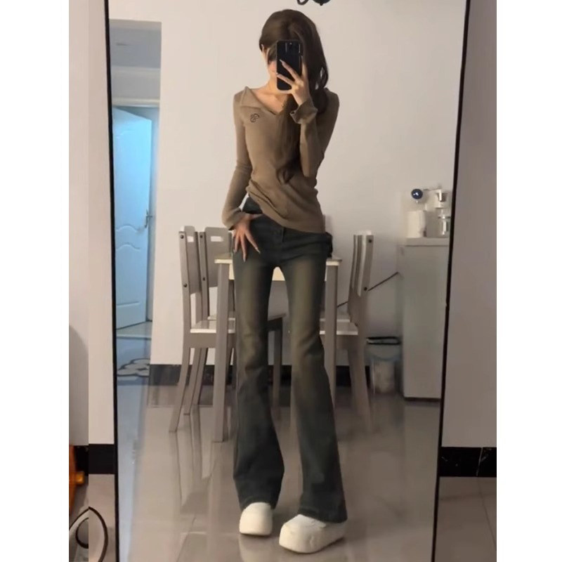 深色复古微喇叭牛仔裤女2025春季