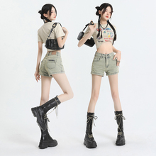美式复古黄泥色高腰显瘦A字牛仔短裤女夏季薄款辣妹弹力包臂热裤