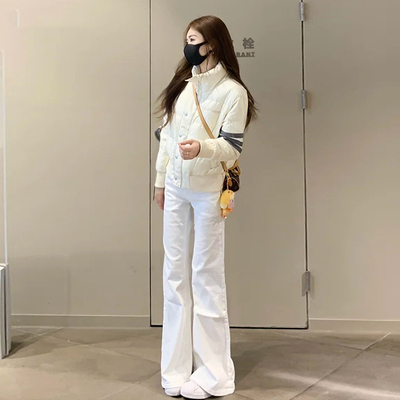 加绒白色低腰微喇牛仔裤女