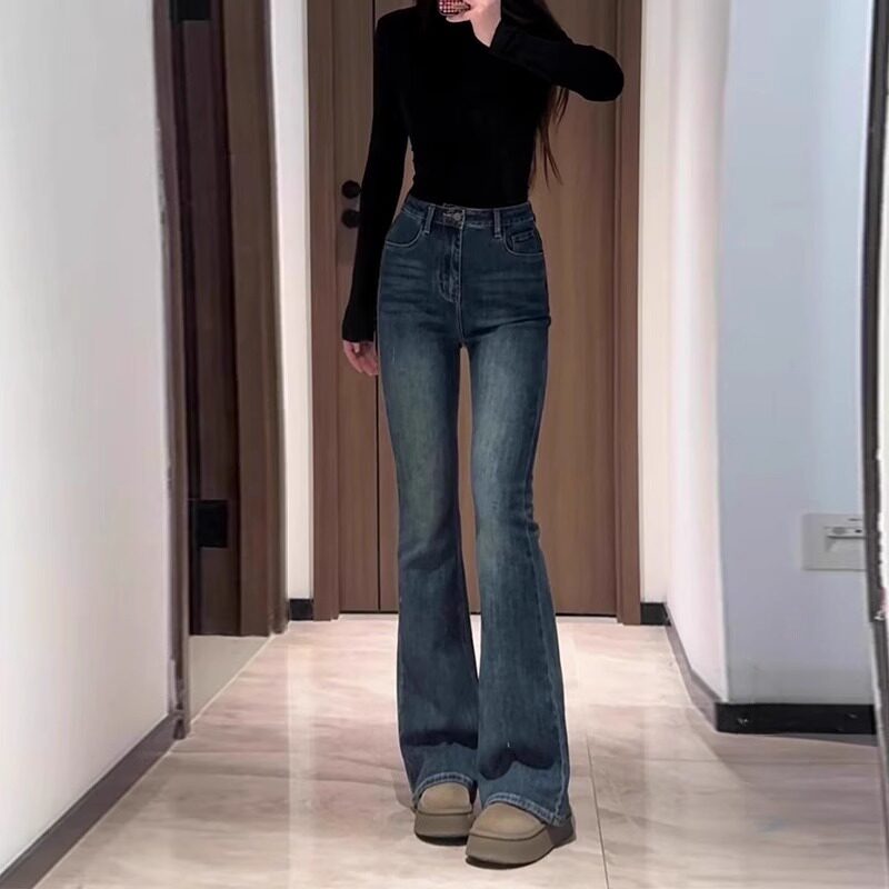 裤子深色微喇叭牛仔裤女春秋季2026年小个子高腰修身辣妹窄1023d