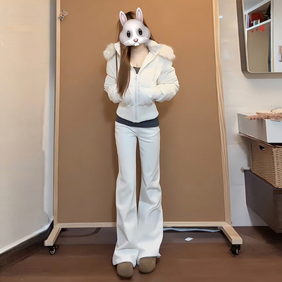 加绒白色美式高腰微喇牛仔裤女