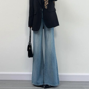 浅蓝色不贴腿微喇牛仔裤 显瘦喇叭裤 女春季 高腰修身 子 2026新款 时尚