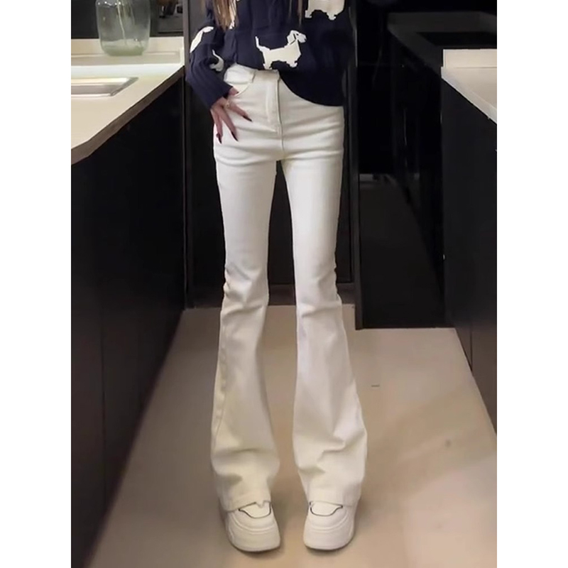 高个子加长白色微喇牛仔裤女