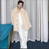 2025秋冬季 毛绒翻领百搭宽松羊羔毛厚外套女高级感皮毛一体