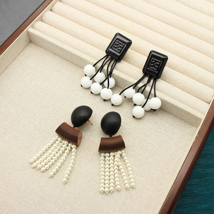 MONIES木头流苏耳环长款扫肩琉璃珠珠小众设计高级感轻奢风耳饰