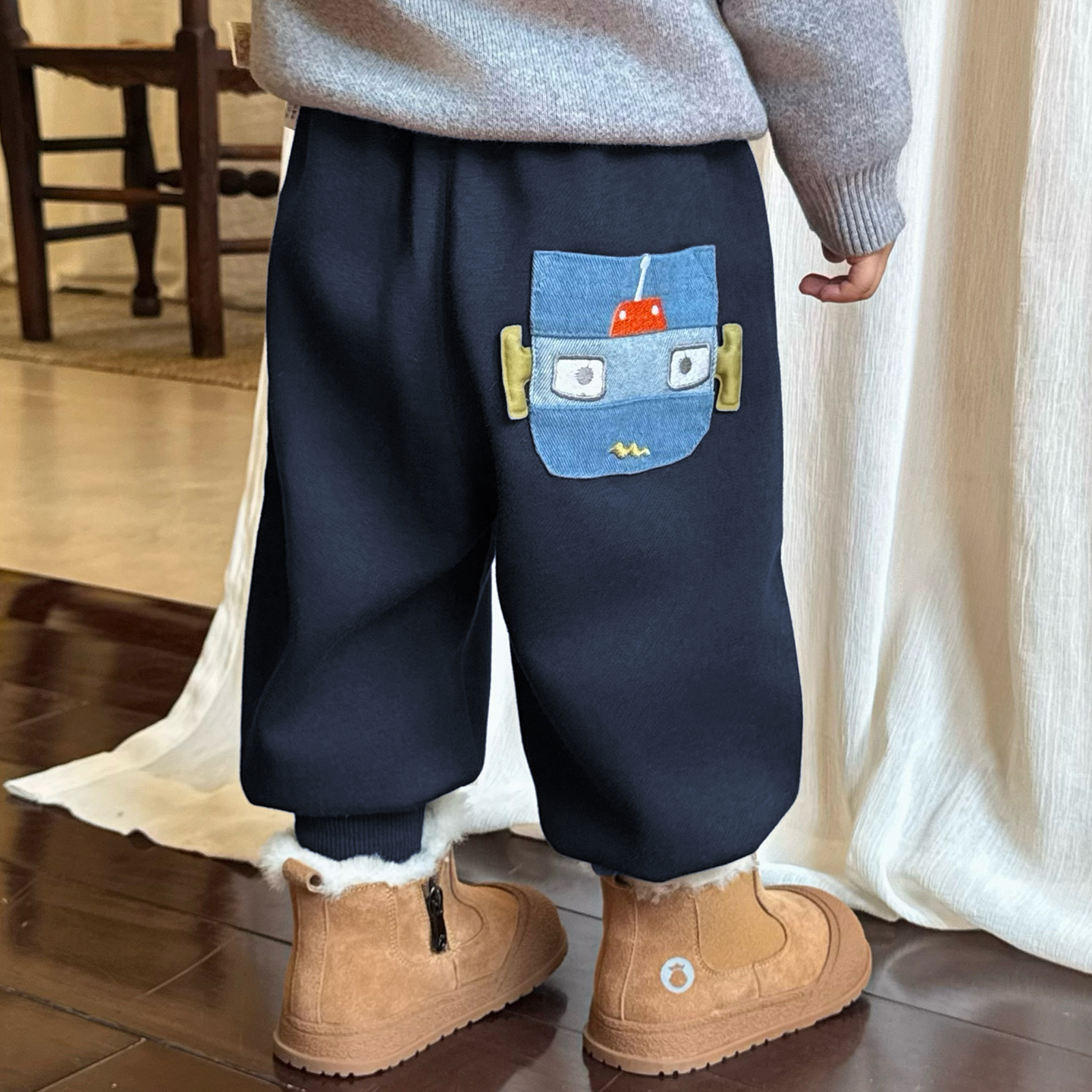 男童加绒裤子儿童运动裤秋冬薄绒2025冬季新款男孩一体绒保暖长裤