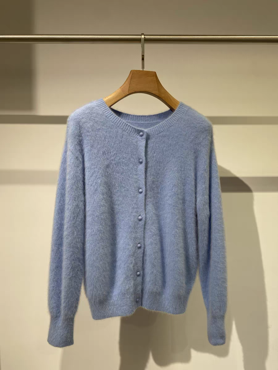 狐狸绒圆领毛衣女针织衫原单精品女25新款时尚100%山羊绒简约外套