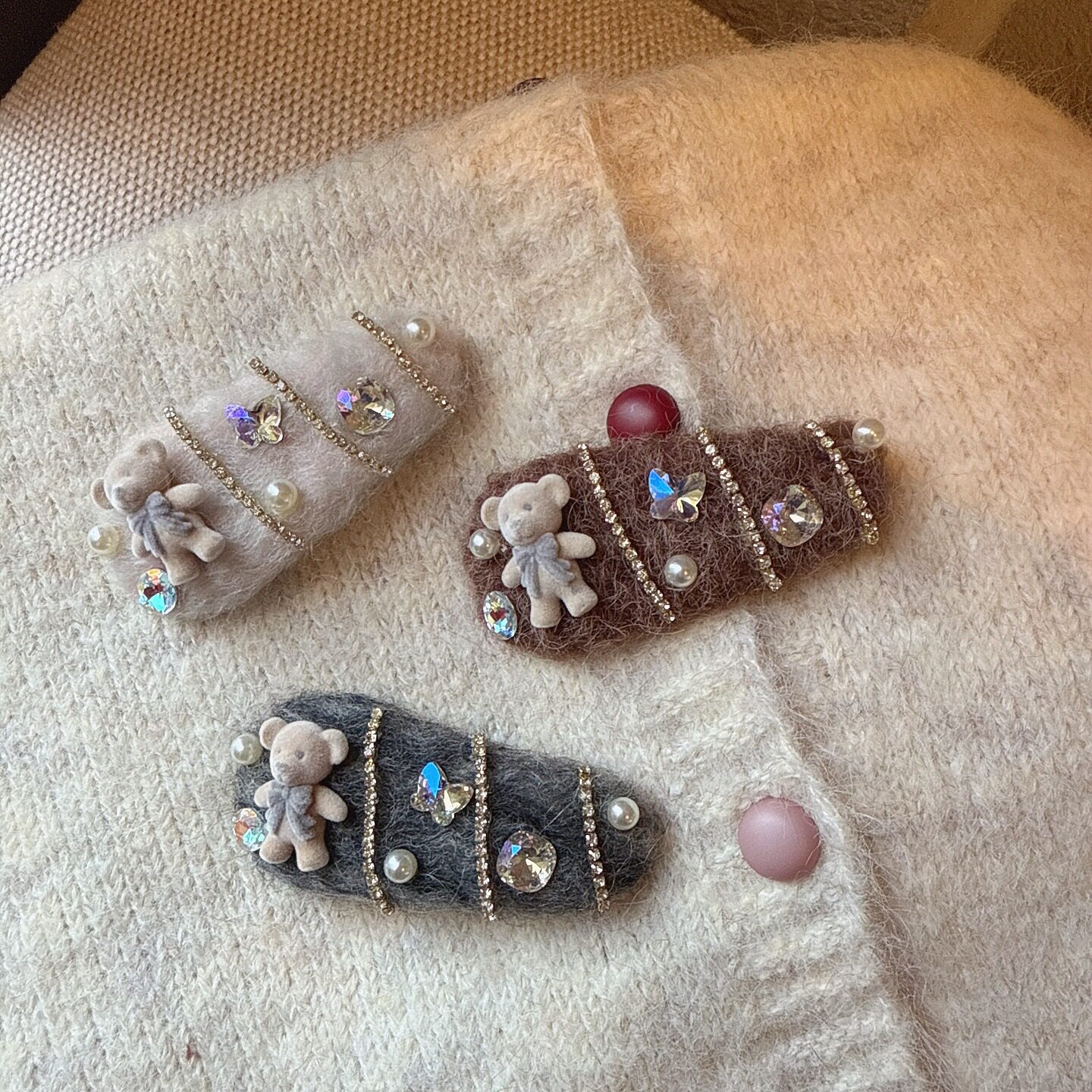 秋冬毛线闪钻轻奢高级感发夹甜美小熊前额碎发BB夹侧边刘海夹发卡