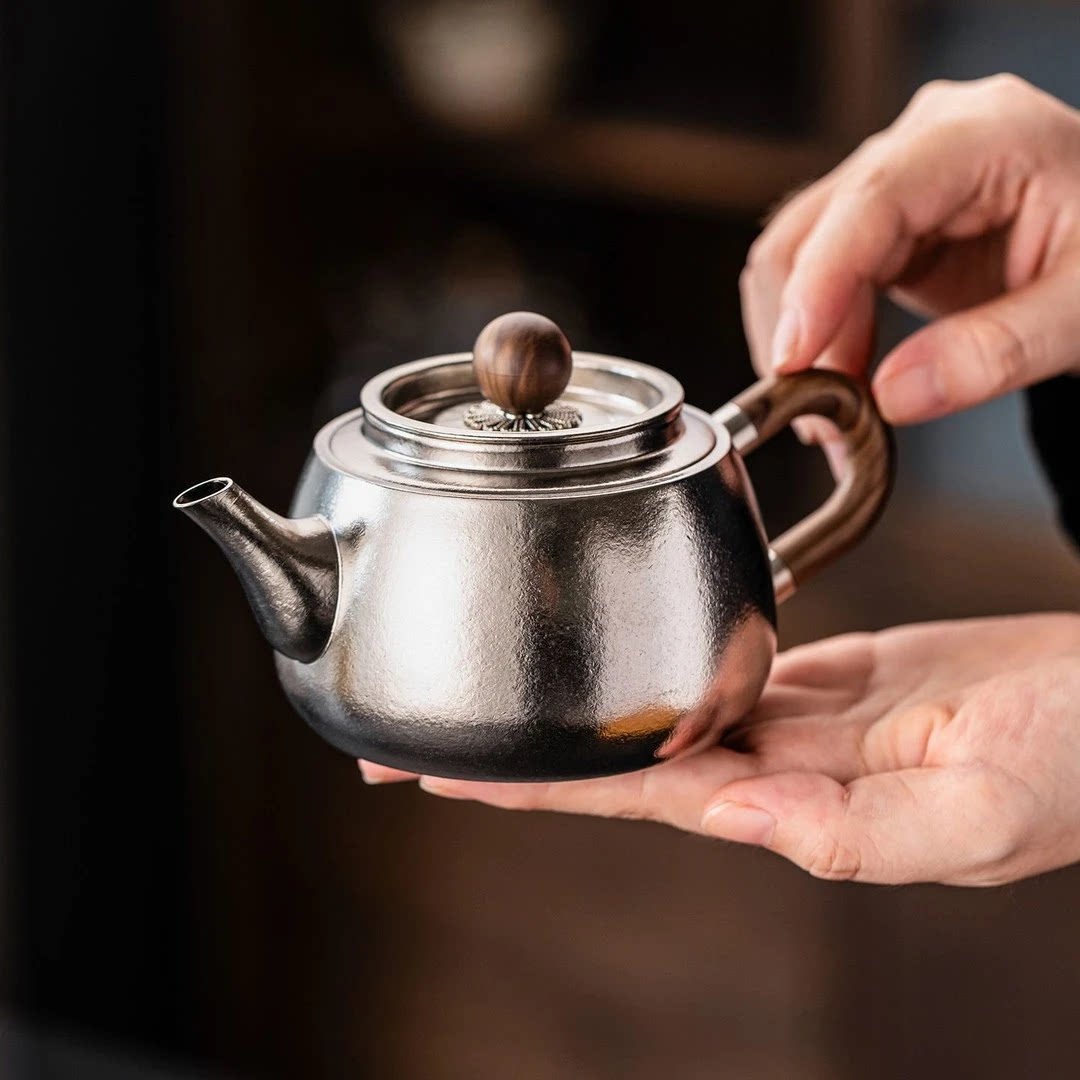 轻奢纯钛茶壶泡茶家用350ml西施壶钛壶泡茶专用神器年轻人泡茶壶