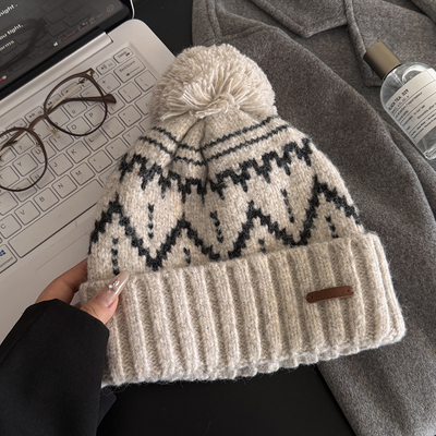 复古毛线帽子女冬季羊毛费尔岛学院风毛球加厚保暖护耳羊毛针织帽