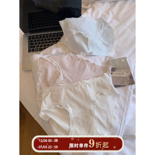 女柔软亲肤纯棉裆无痕中腰三角底裤 馨帮帮Bra 甜美提花蕾丝边内裤