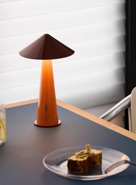 Fine lumens Tipsy台灯小夜灯蘑菇灯充电便携触摸调光床头灯正品