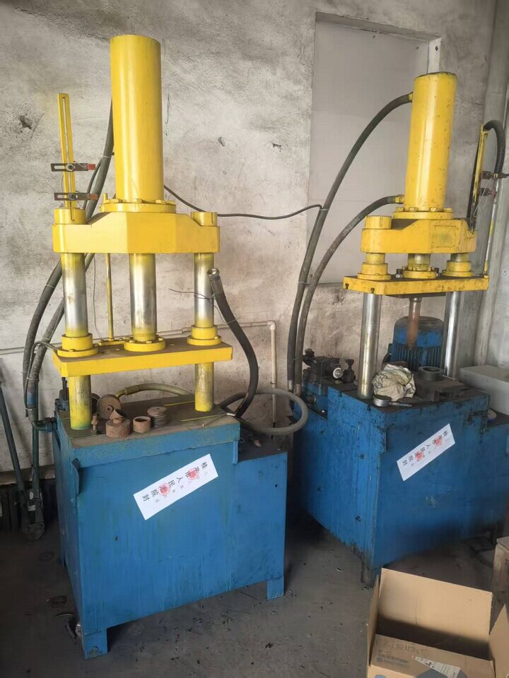 3月9日贵港变卖被执行人桂平市社坡新盛铸造厂所有的位于其厂房内的机器设备一批网络拍卖公告