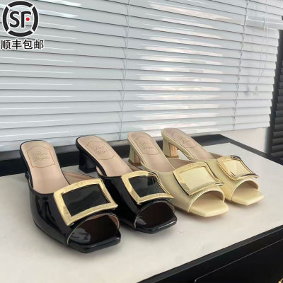方扣露趾粗跟拖鞋女夏季外穿