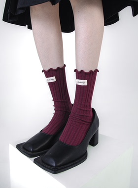 SS2L纯色简约波浪边米黄标双针竖纹甜酷百搭中筒袜子女堆堆袜ins