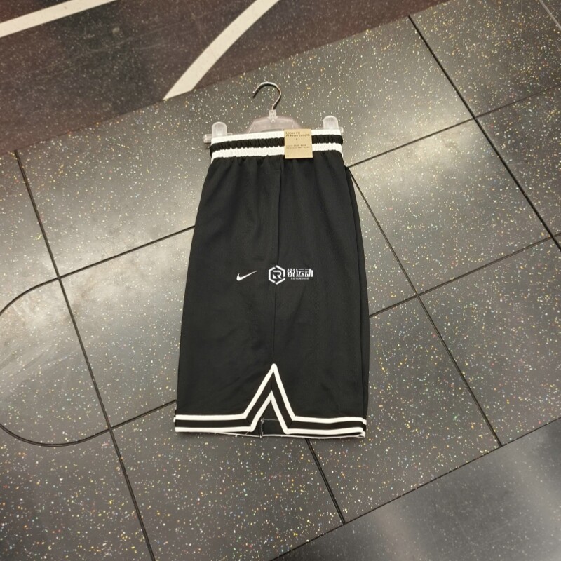 Nike/耐克 男子篮球运动训练速干透气美式五分短裤 DH7161-010