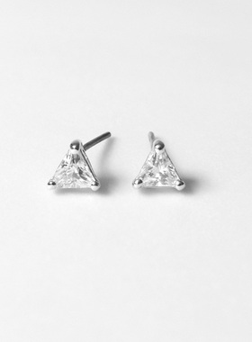 hjes27迷你小耳钉欧美极简约设计银色三角形透明白晶钻闪亮通勤